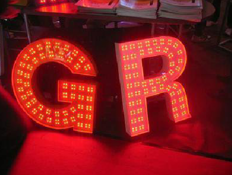 环江LED发光字有哪些优势？